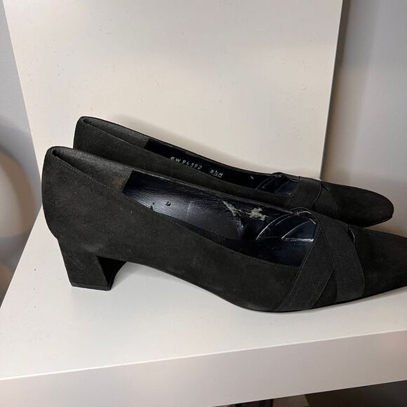 Stuart‎ Weitzman Black Suede Pumps Elastic Cross Strap Low Heel Women Shoes-8.5 - Picture 1 of 7